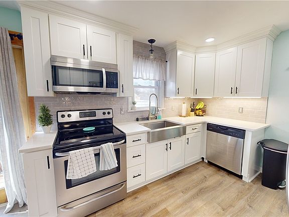 4th image of 6206 Diana Dr