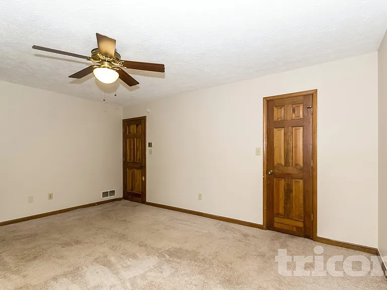 110 Belair Trl — Photo 8