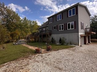 16100 Channel Ln, Henley, MO 65040