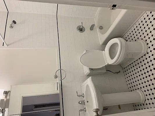 Rented by Ibec Living | media 16