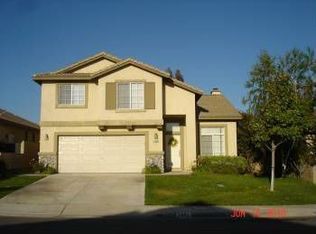 7451 Indigo Ln, Fontana, CA 92336