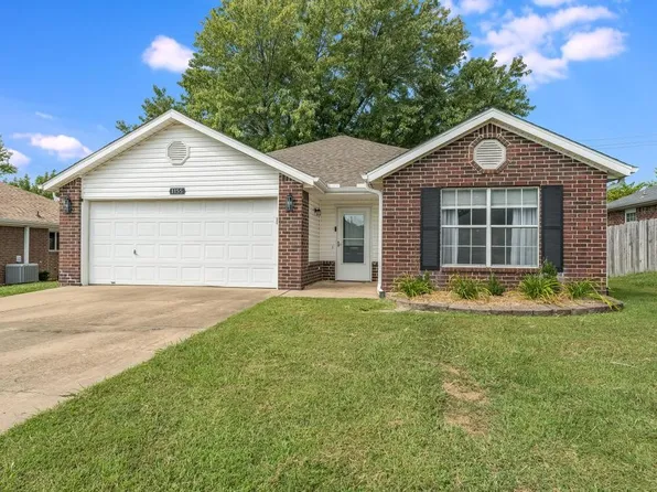 1155 S Jasmine Ln, Fayetteville, AR 72704