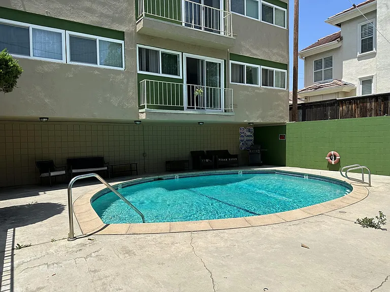 915 N Stoneman Ave #1 — Photo 11