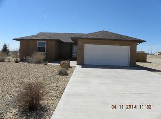 984 E Thorpe Ct, Pueblo West, CO 81007