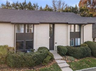 83 Courtland Ave APT 13, Stamford, CT 06902