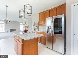 353 Rushfoil Dr, Williamstown, NJ 08094