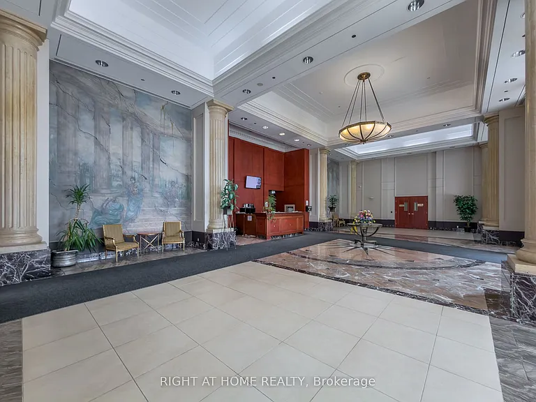 8 Lee Centre Dr #1008 — Photo 29