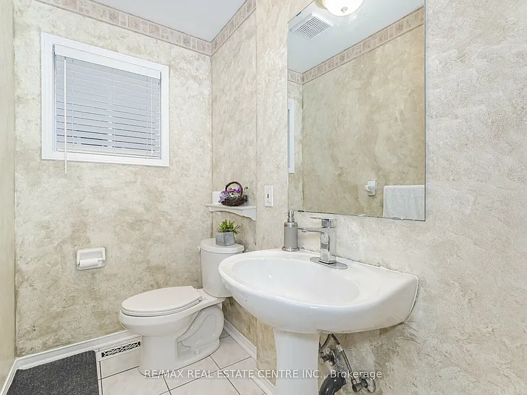 3727 Althorpe Cir — Photo 21