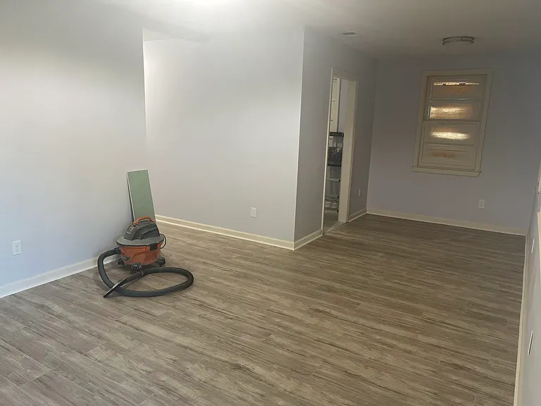 1499 Hamilton St — Photo 3