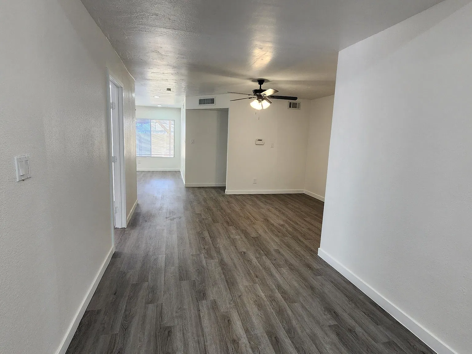 4 bed, 3.0 bath, 1689 sqft, $2,250 — Photo 3