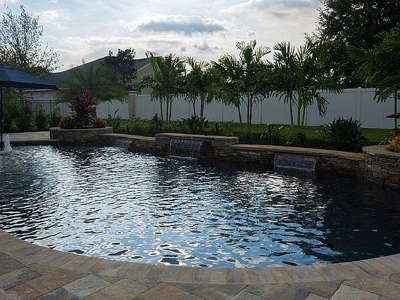 5th image of 3806 Yamala Ct