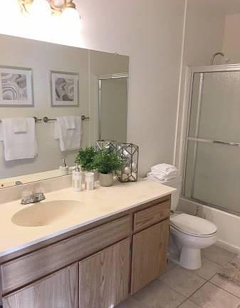 5th image of 202 Woodland Pkwy Unit 214