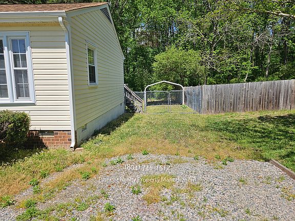2nd image of 4548 Twelveoaks Rd