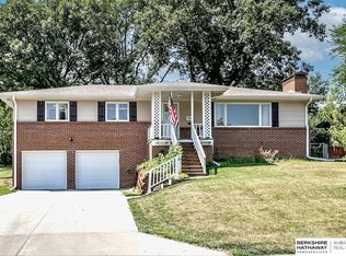 5003 Martha St, Omaha, NE 68106