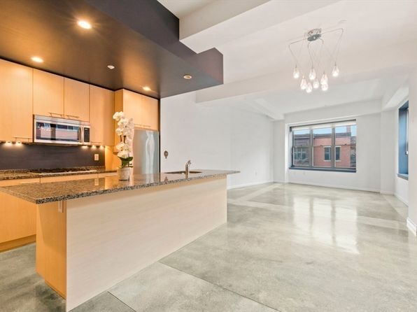 1166 Washington St APT 303