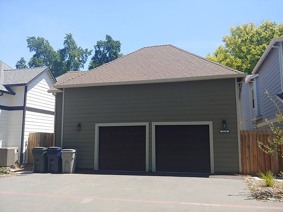2nd image of 2717 Swanston Oak Ln