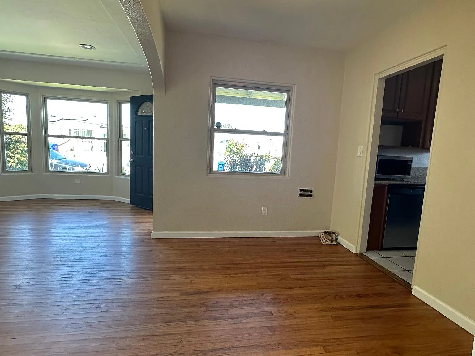 2 bed, 782 sqft, $2,800 — Photo 3