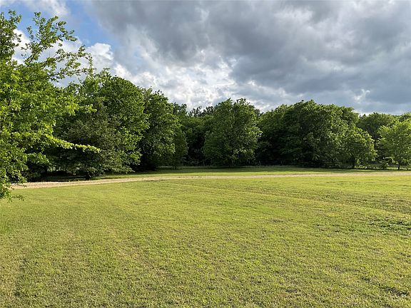 3rd image of 9994 Twin Creeks Cir