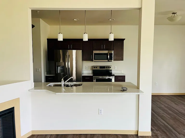 6048 Driscoll Dr — Photo 5