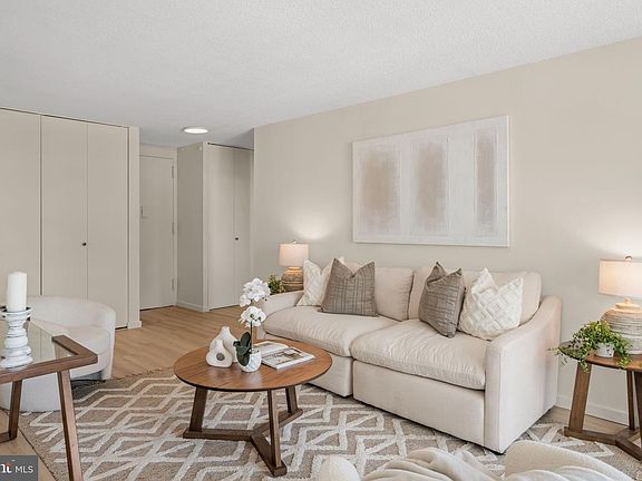 3rd image of 1326 Spruce St APT 708