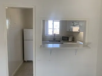 6245 Kester Ave — Photo 5