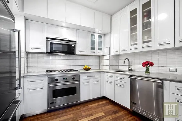 Sold by Halstead Real Estate | media 20