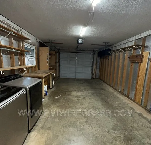 214 Brookside Ln — Photo 26