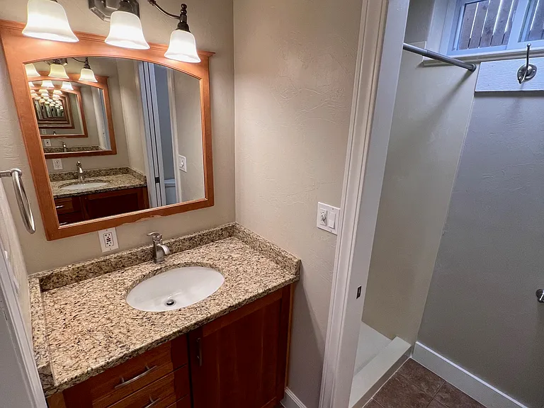 2515 S Gilpin St — Photo 31