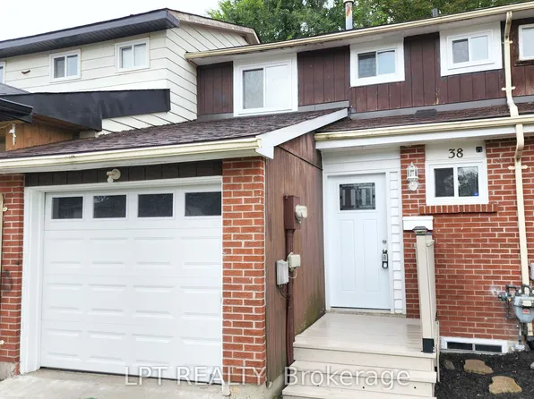 38 Chaucer Cres, Barrie, ON L4N 4T7