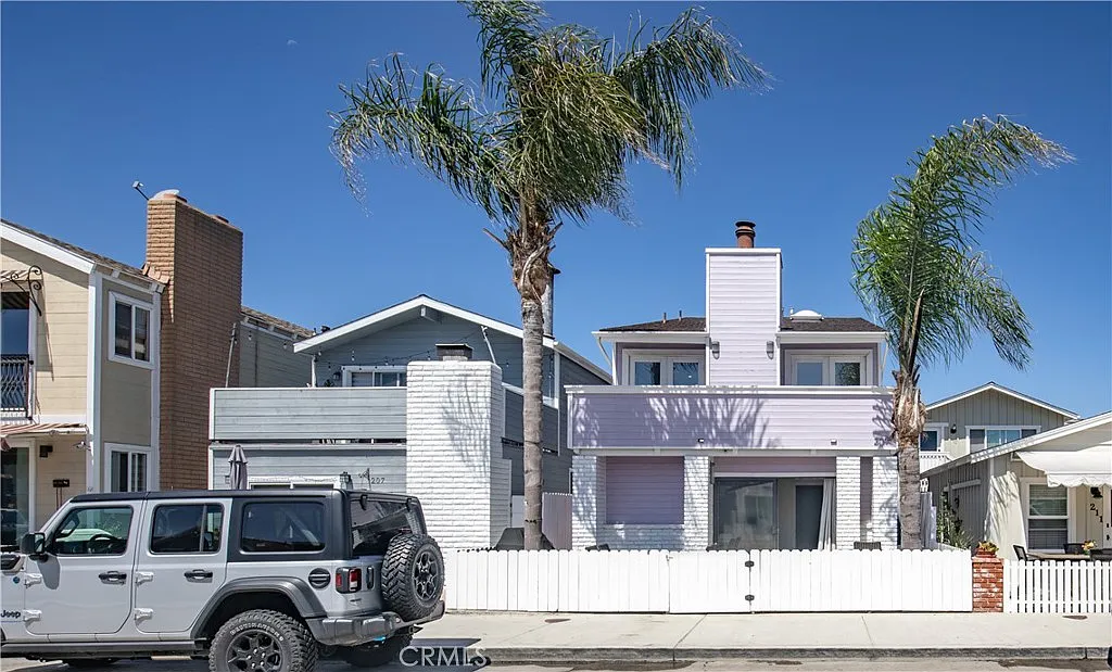 3 bed, 2.5 bath, 2003 sqft, $7,000 — Photo 2