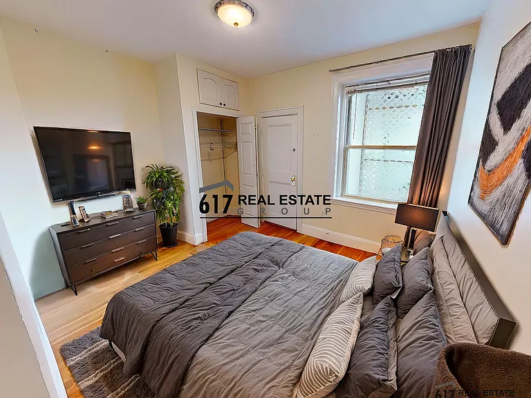 73 Thatcher St #202 — Photo 7