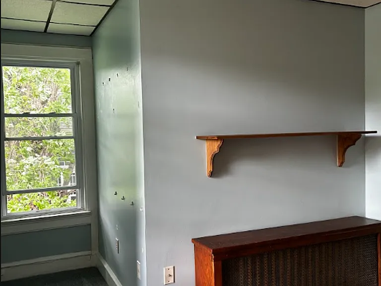 1638 Sanderson Ave — Photo 20