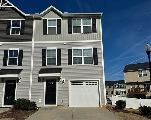 220 Coldwater Creek Ct Photo 1
