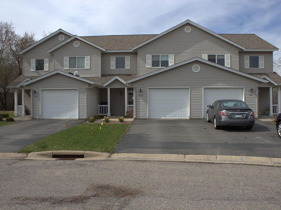 1st image of 1685 33rd Cir S
