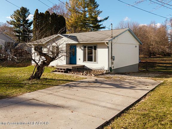 4th image of 2127 Robinson Rd