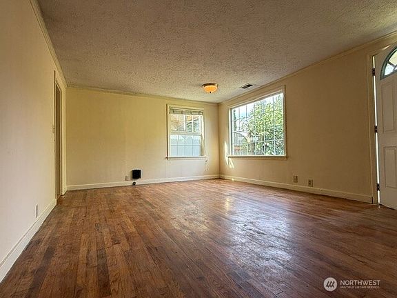 2nd image of 12018 Sand Point Way NE