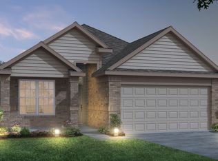 1136 Runway Rd, Fort Worth, TX 76131