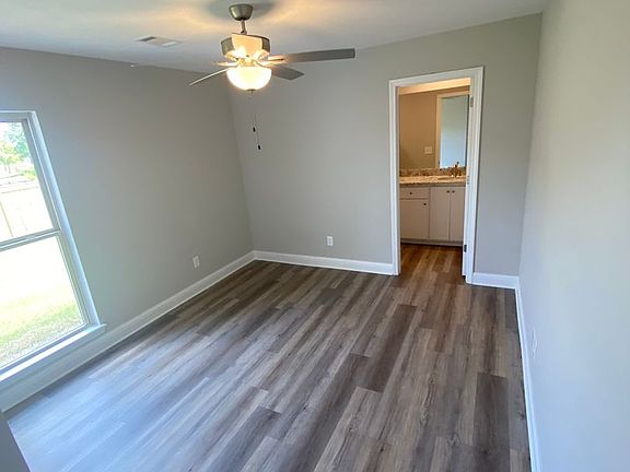 5th image of 607 Westfield Dr