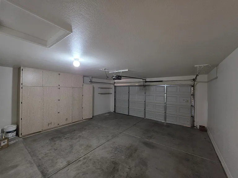 121 W Ivanhoe St — Photo 25