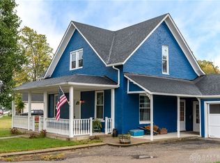 27 N Main St, Laura, OH 45337
