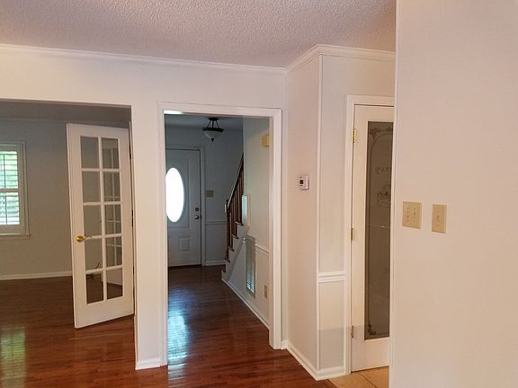 Entryway Inside Perspective