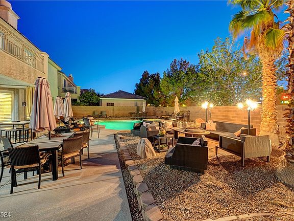 3rd image of 4744 Laurentia Ave