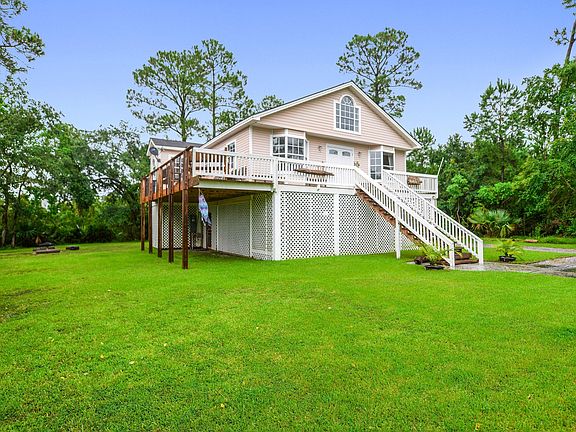 3rd image of 252 Fernwood Dr