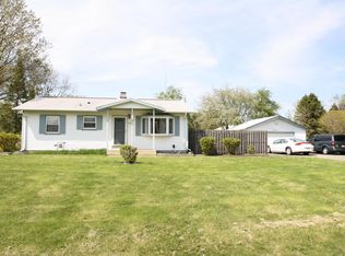 4358 E Studio Ln, Oak Creek, WI 53154