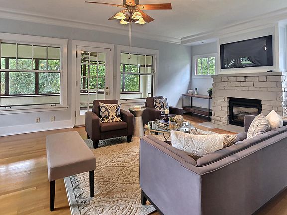 4th image of 730 Fair Oaks Ave