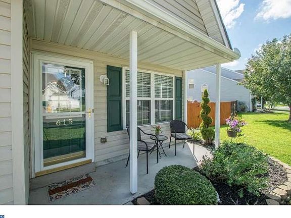 2nd image of 615 Warren Dr