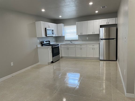2nd image of 11430 Kimble Dr Front 11430