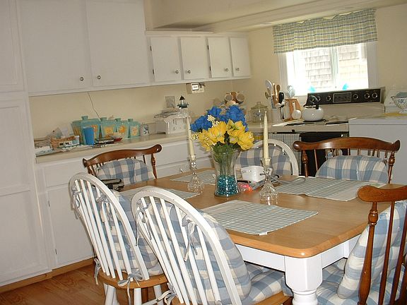 5th image of 111 G Taylor Ave