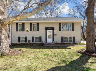 1418 Sycamore St, Iowa City, IA 52240