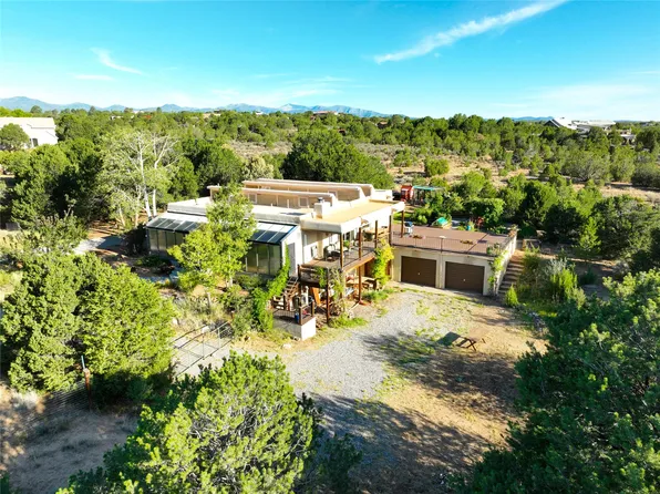 9 La Rosa Ct, Los Alamos, NM 87547